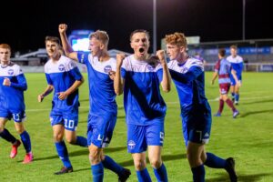 How to get Football Scholarships in Canada football scholarship in canada